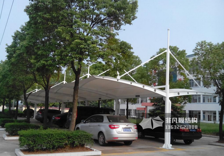 TC017 膜結(jié)構(gòu)停車棚 雙挑斜拉型