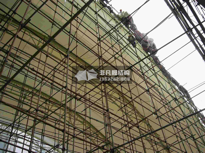 SY007 樓頂球場膜結(jié)構(gòu)雨棚 廣州國稅局